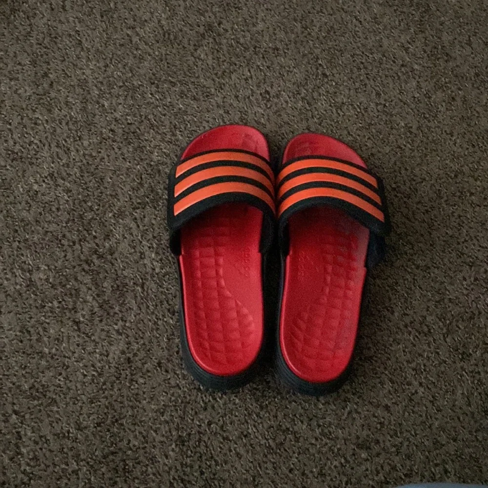 Slides - Picture 4 of 4